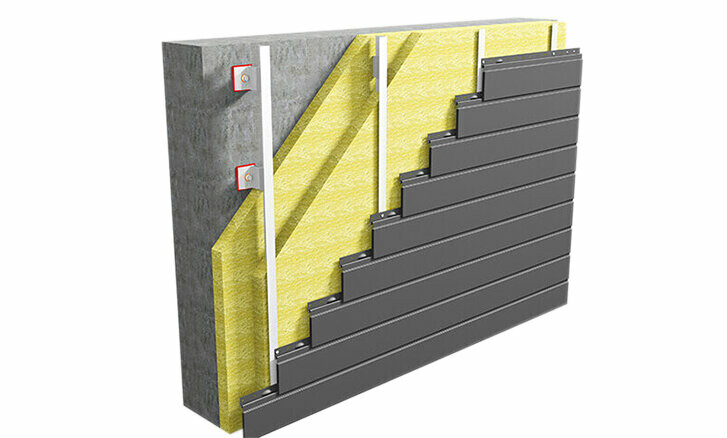 Konstrukcja ściany z sidingami PREFA (montowanymi poziomo) na podkonstrukcji aluminiowej
