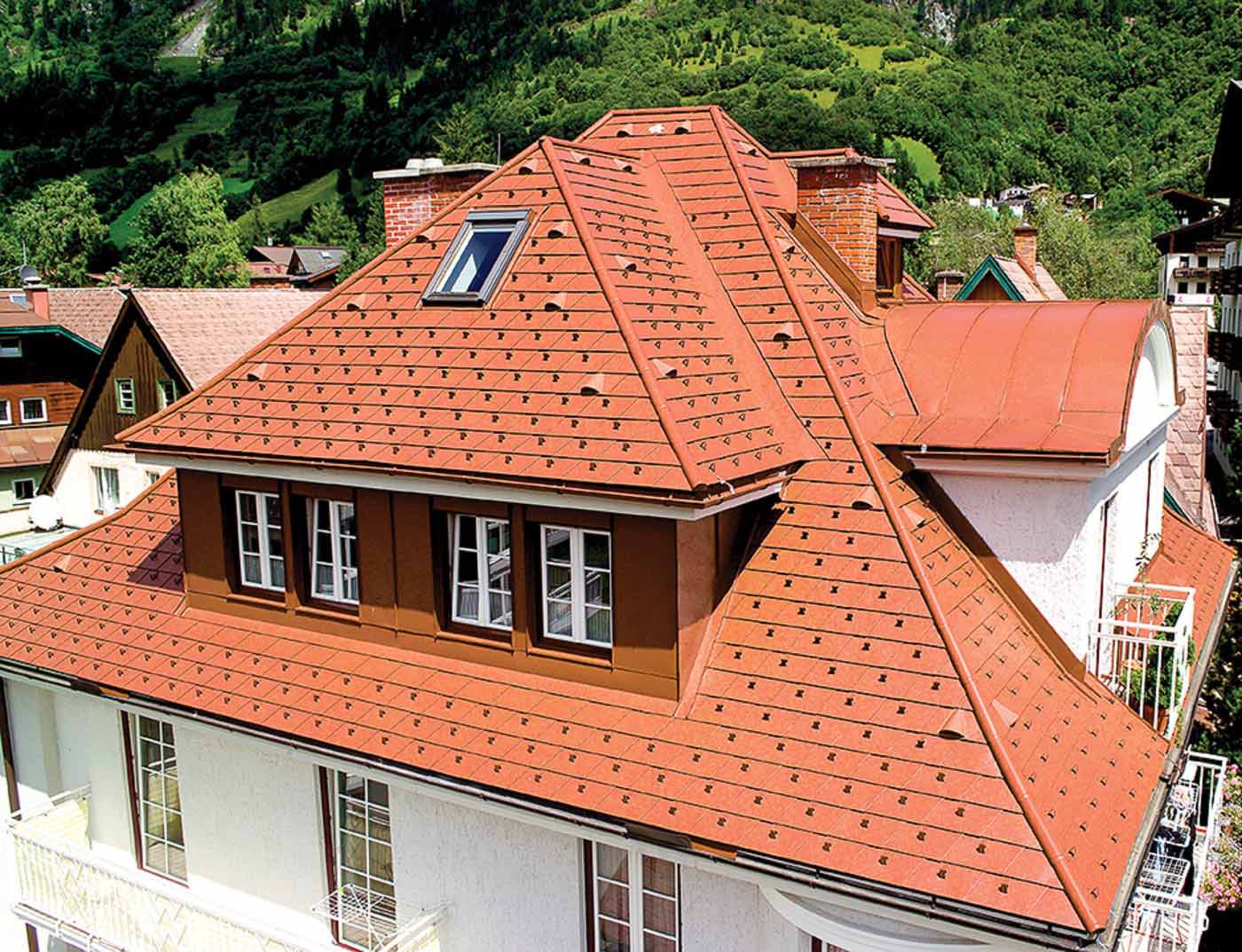 Obiekty referencyjne PREFA Systemy dachowe Dachówka łupkowa 04 P.10 ceglasty